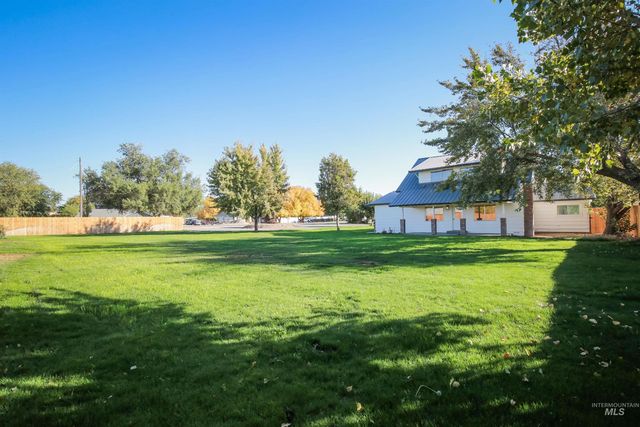 1817 Laurel Drive, Ontario, OR 97914