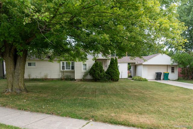 30446 Shiawassee Road, Farmington Hills, MI 48336