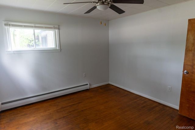 30446 Shiawassee Road, Farmington Hills, MI 48336