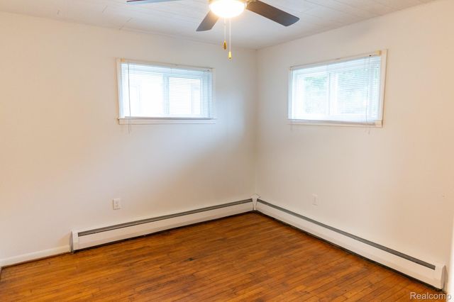 30446 Shiawassee Road, Farmington Hills, MI 48336