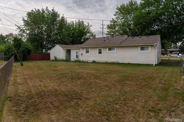 30446 Shiawassee Road, Farmington Hills, MI 48336