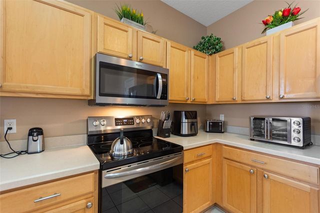 124 CHURCHILL PARK DRIVE, Davenport, FL 33897