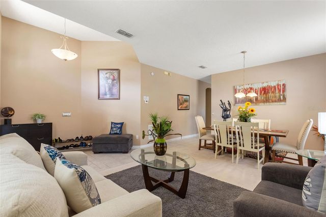 124 CHURCHILL PARK DRIVE, Davenport, FL 33897