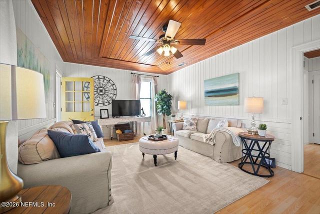 1207 2ND Street S, Jacksonville Beach, FL 32250