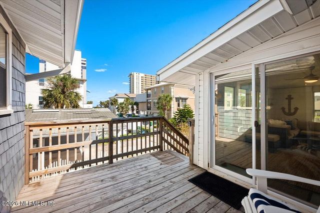 1207 2ND Street S, Jacksonville Beach, FL 32250