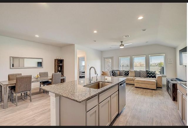 1246 Truckee River Drive, Rosharon, TX 77583