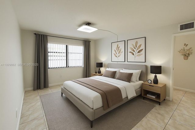 1335 W 68th St 106, Hialeah, FL 33014