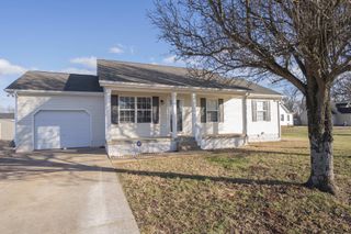 7430 Appomattox Dr, Murfreesboro, TN 37130