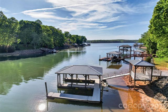 153 Plantation Drive 80, Mooresville, NC 28117