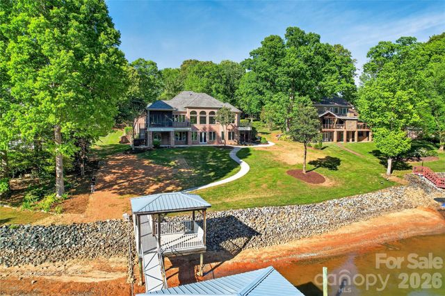 153 Plantation Drive 80, Mooresville, NC 28117