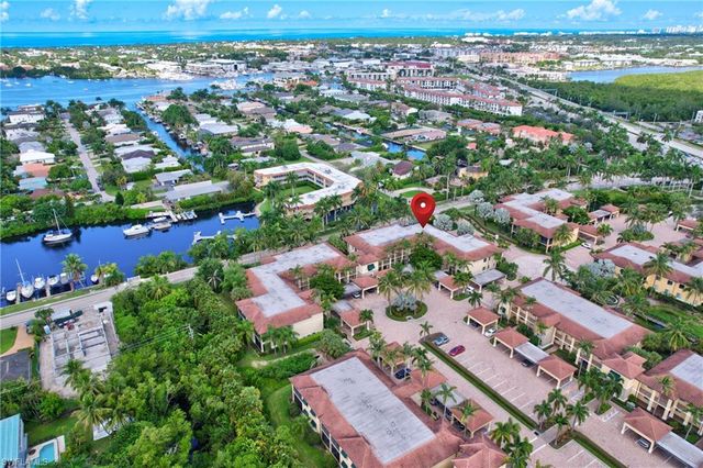 985 Sandpiper ST I204, Naples, FL 34102