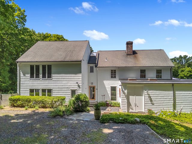 24 Mark Twain Lane, Redding, CT 06896