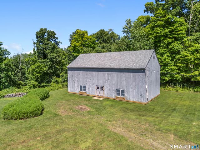 24 Mark Twain Lane, Redding, CT 06896