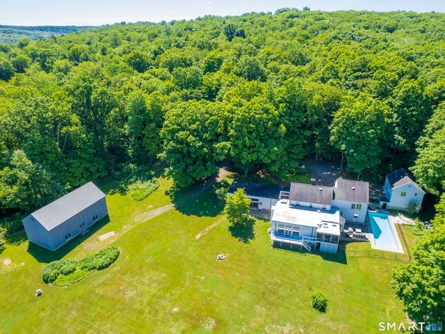 24 Mark Twain Lane, Redding, CT 06896