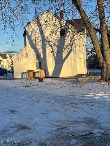 450 Allyn Street, Akron, OH 44304