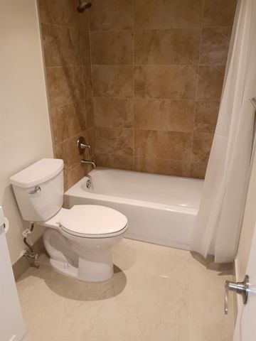 9861 Sunrise Lakes Blvd 307, Sunrise, FL 33322