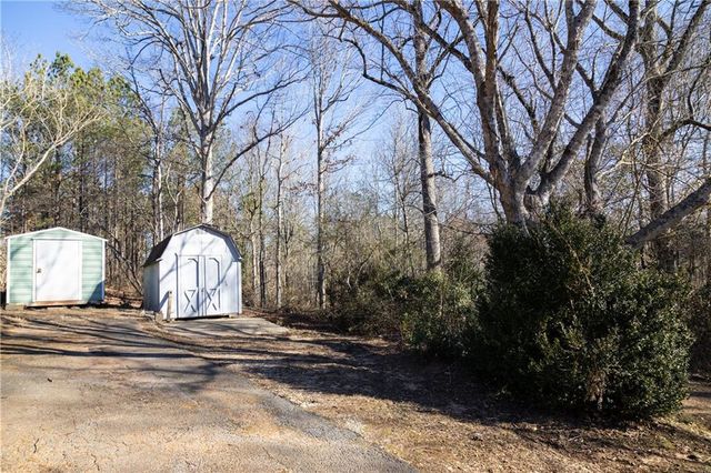 163 Rabbit Town Road, Tate, GA 30177