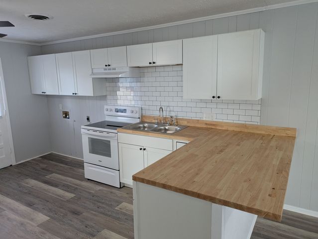 608 22nd Ave. N A, North Myrtle Beach, SC 29582