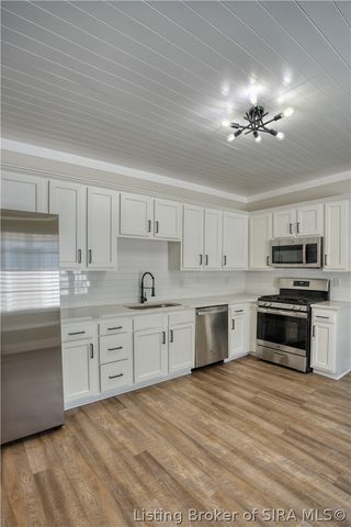 2215 Reno Avenue, New Albany, IN 47150