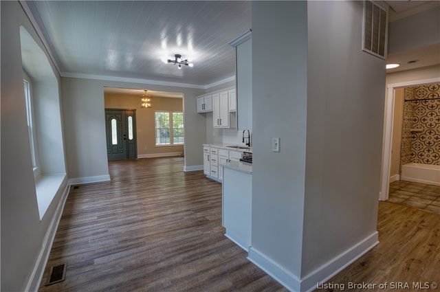 2215 Reno Avenue, New Albany, IN 47150