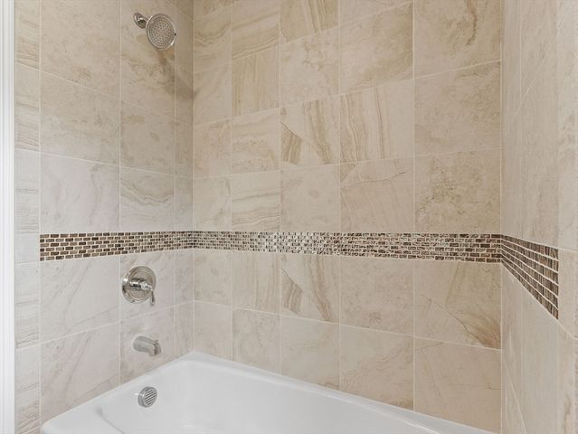 17 S Gate Park 17, Newton, MA 02465