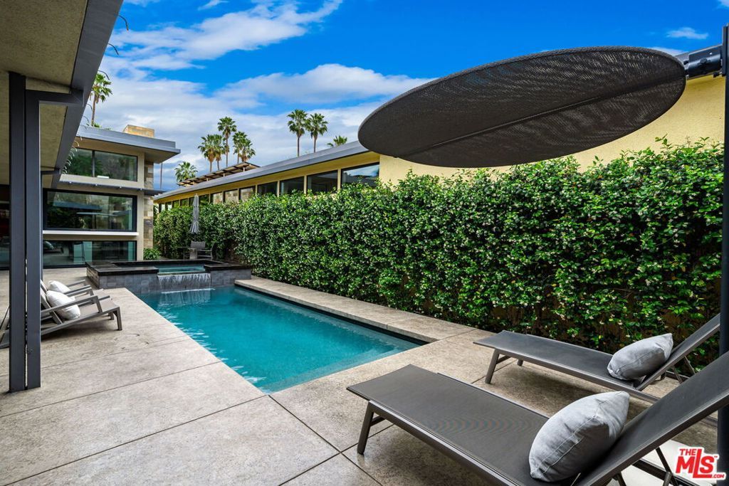 Image 20 of property listing at 1530 Palm Colony, Palm Springs, CA 92264