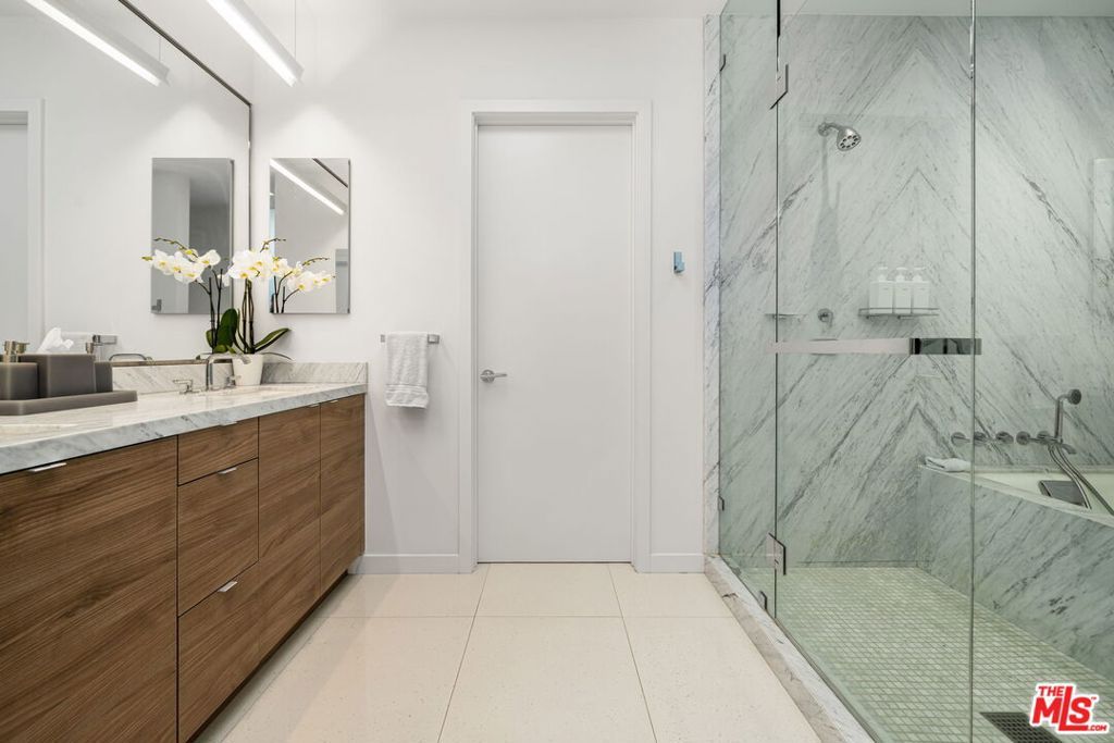 Image 27 of property listing at 1530 Palm Colony, Palm Springs, CA 92264