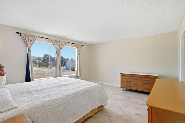 12485 Grandee Rd, San Diego, CA 92128