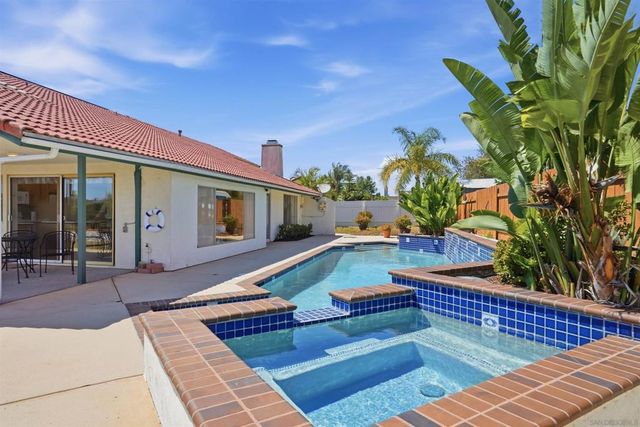12485 Grandee Rd, San Diego, CA 92128