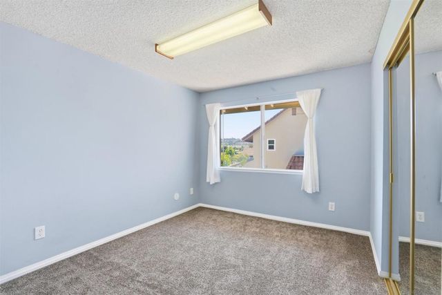 12485 Grandee Rd, San Diego, CA 92128