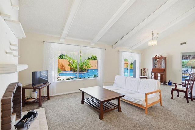 12485 Grandee Rd, San Diego, CA 92128