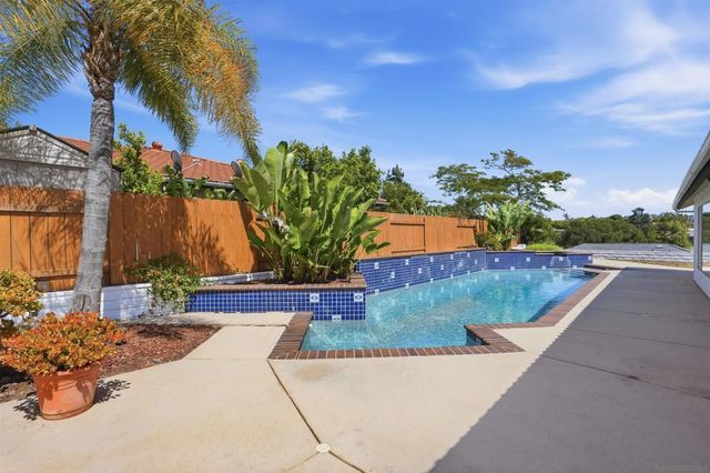 12485 Grandee Rd, San Diego, CA 92128
