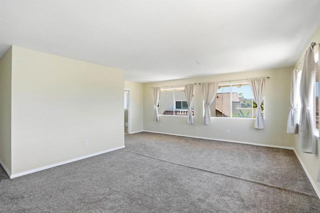12485 Grandee Rd, San Diego, CA 92128