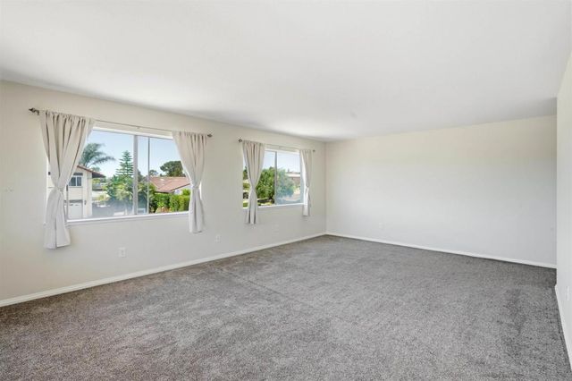 12485 Grandee Rd, San Diego, CA 92128