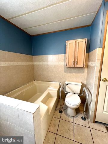 153 DEERFIELD DRIVE, Souderton, PA 18964