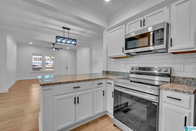 210 E SPRING STREET, Sylacauga, AL 35150