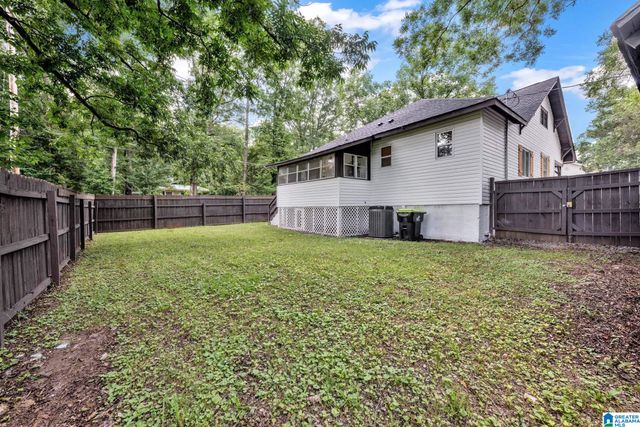 210 E SPRING STREET, Sylacauga, AL 35150