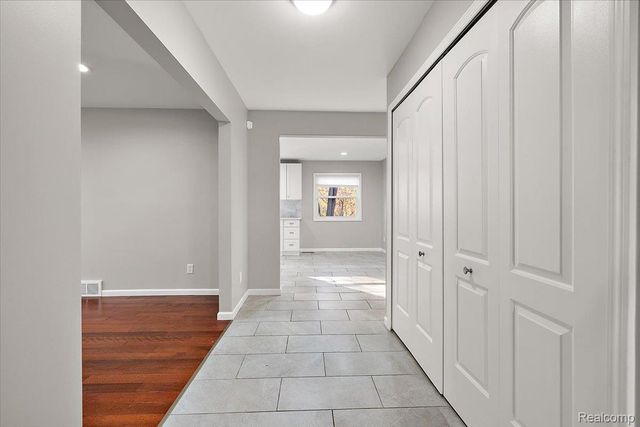 4783 Quarton Road, Bloomfield Hills, MI 48301