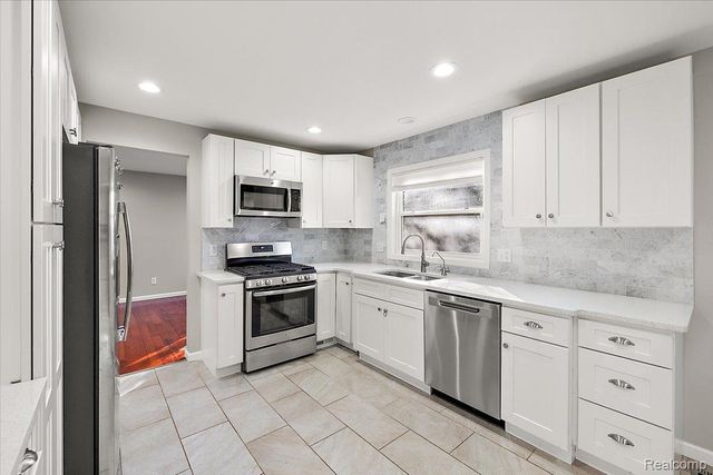 4783 Quarton Road, Bloomfield Hills, MI 48301