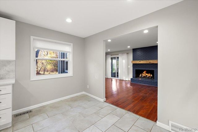 4783 Quarton Road, Bloomfield Hills, MI 48301