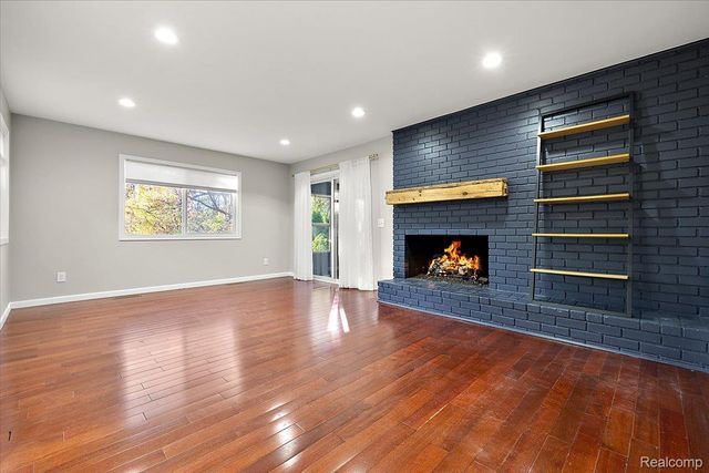 4783 Quarton Road, Bloomfield Hills, MI 48301