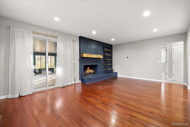 4783 Quarton Road, Bloomfield Hills, MI 48301