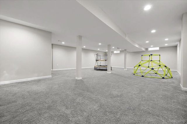 4783 Quarton Road, Bloomfield Hills, MI 48301