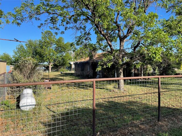 10074 County Road 200, Breckenridge, TX 76424