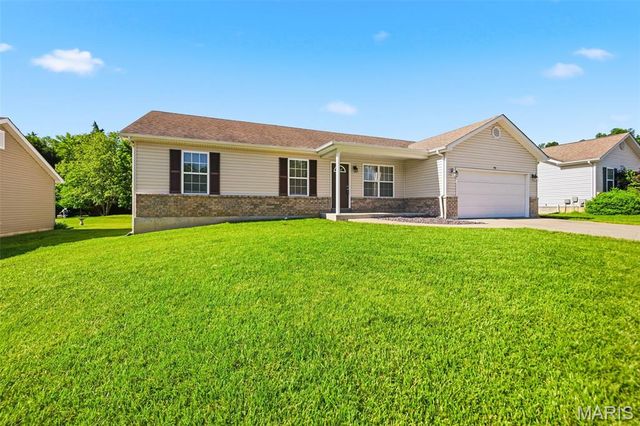 351 Gardenia Drive, Troy, MO 63379
