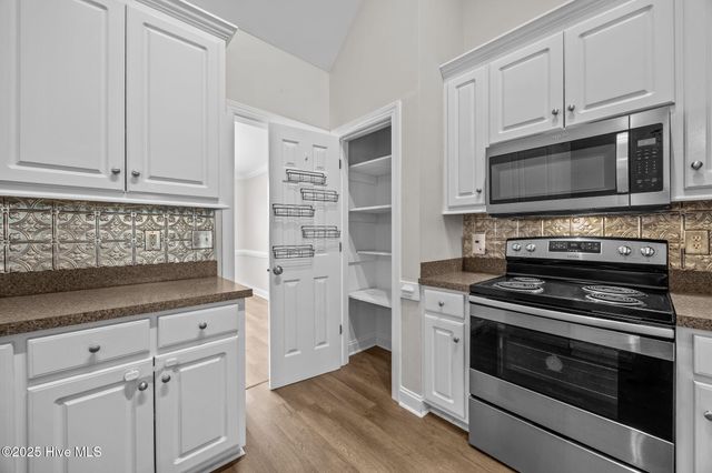 1013 Sebring Drive, Winterville, NC 28590