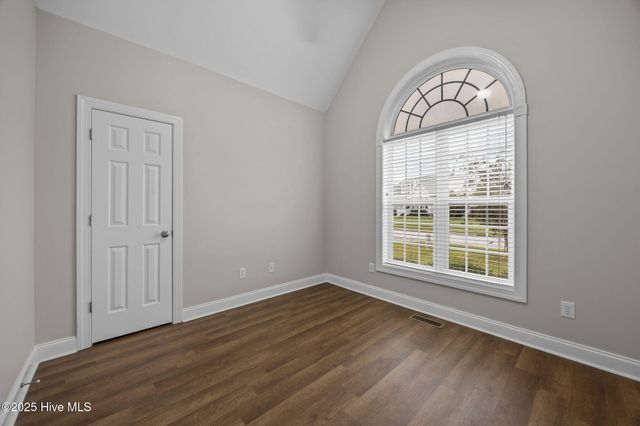 1013 Sebring Drive, Winterville, NC 28590