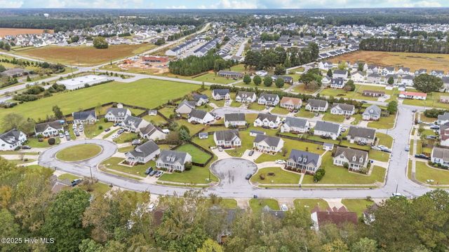 1013 Sebring Drive, Winterville, NC 28590