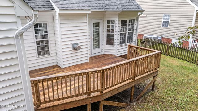 1013 Sebring Drive, Winterville, NC 28590