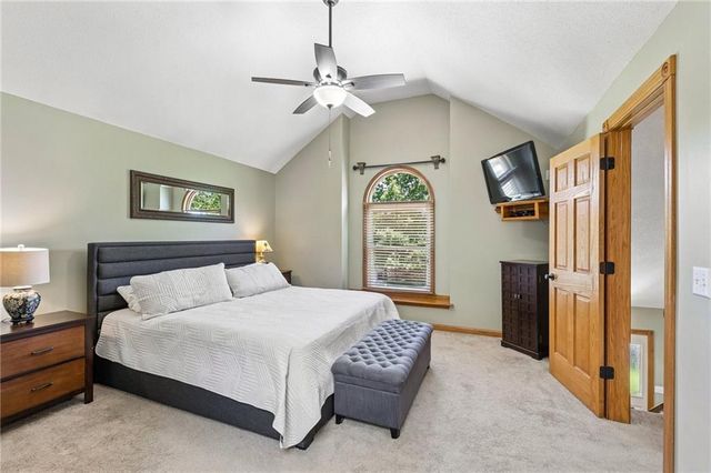 8712 N Lathrop Avenue, Kansas City, MO 64155